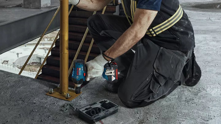 Bosch GDS 18V-400 PROFESSIONAL CORDLESS IMPACT WRENCH