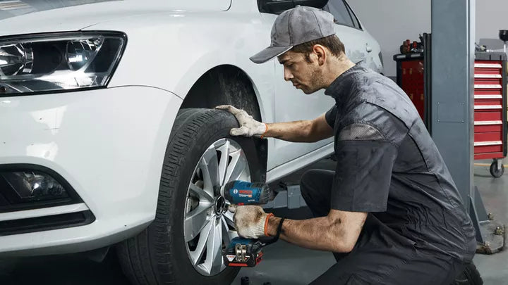 Bosch GDS 18V-400 PROFESSIONAL CORDLESS IMPACT WRENCH