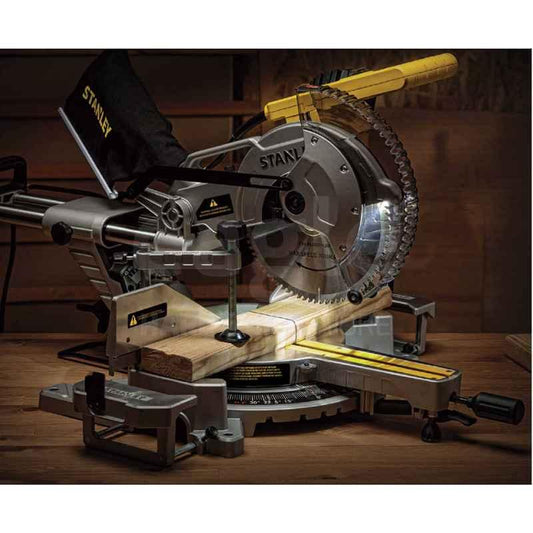 Stanley SM18-B1 1800W SLIDING MITRE SAW