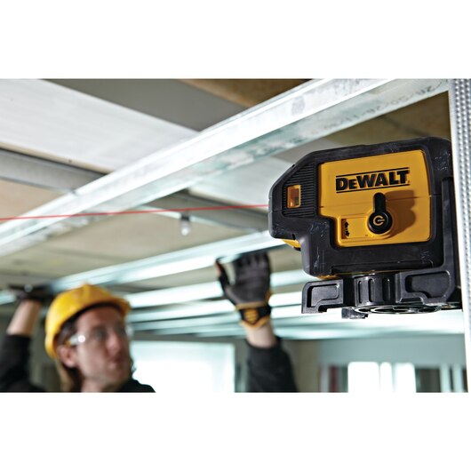 Dewalt DW085K MULTI-BEAM 5 POINTS LASER - POINTER + 1 BACKLINE