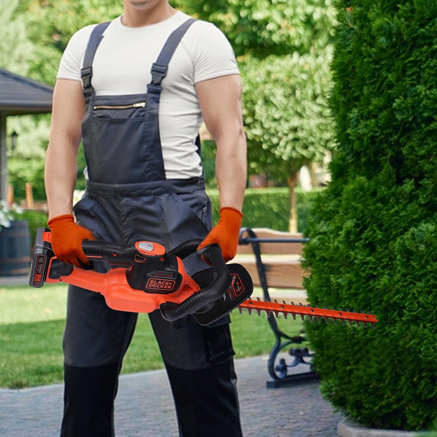 BLACK+DECKER | GTC18502PCF-B1 Cordless Hedge Trimmer | with 18V LI ION Battery and Charger | POWERCOMMAND™ Button for Extra Boost | 50CM Blade | 1 Year Warranty