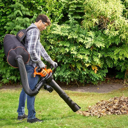 BLACK+DECKER BEBLV300-GB 3000W 3-in-1 Compact Blower, Garden Vacuum & Shredder with Backpack, 72L Collection Capacity, Blowing Speed 404 km/h, Refer to Installation Video for Setup