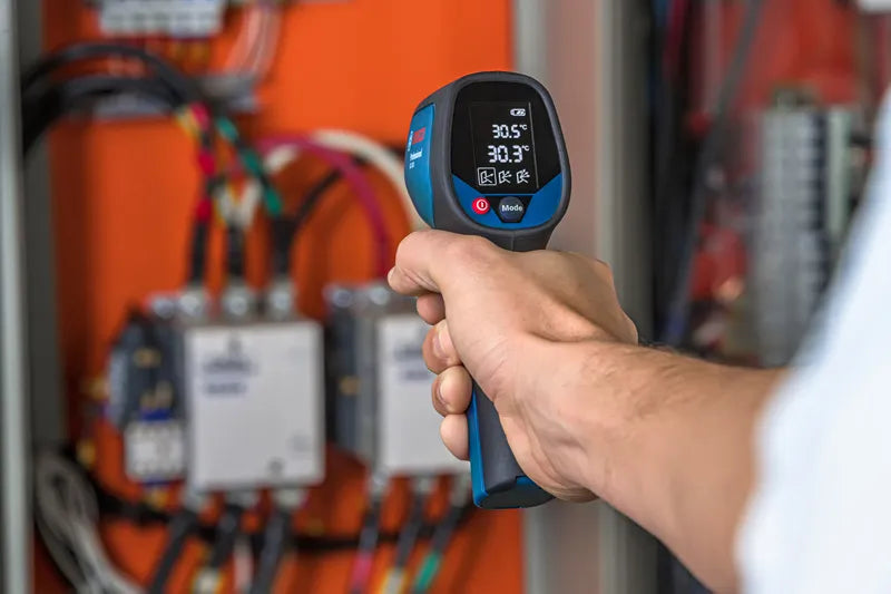 Bosch Metal GIS 500 Industrial Temperature Measuring Device -30?C to +500?C (Only for Industrial uses)