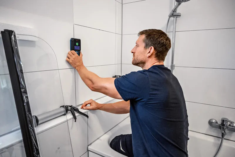 BOSCH GMS 120-27 Professional Wall Scanner Detector-Finds Metals, Live Wires, Wooden Studs in Drywalls, IP54 Dust & Splash Protection, 120 mm Range, Includes Pouch & Batteries