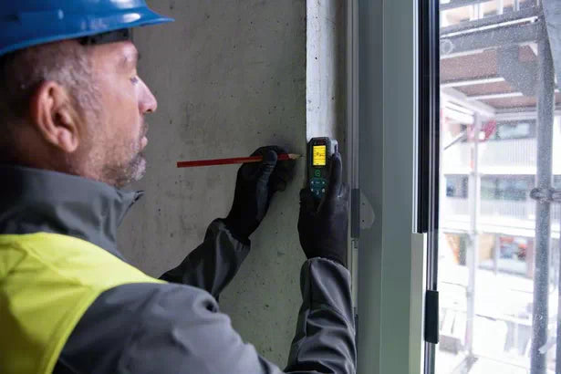 Bosch GLM 50-25 G PROFESSIONAL LASER MEASURE